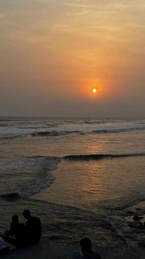 Modern Resort Cox's Bazar Buitenkant foto